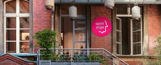 Spirit Yoga Charlottenburg, Goethestraße 2-3, 10623 Berlin